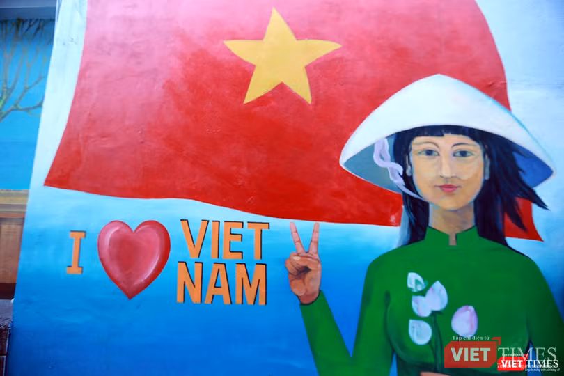 “Làng bích họa” gồm 15.000 bức vẽ, dài hơn 1km tại Đà Nẵng ảnh 15