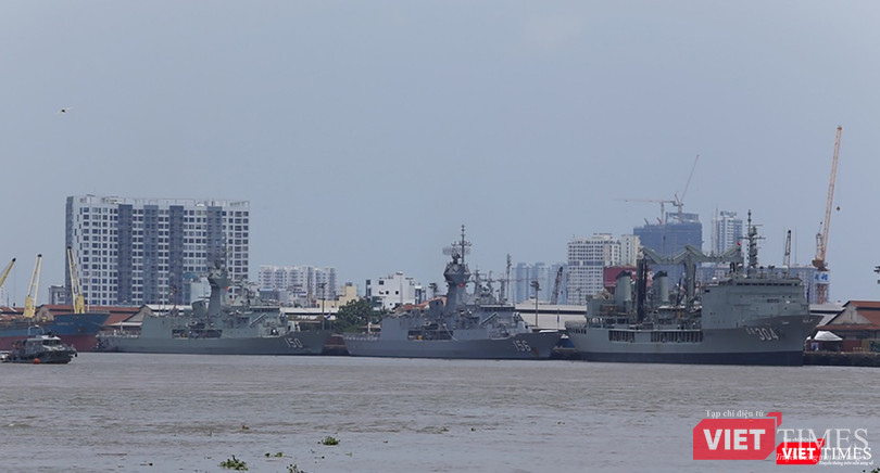 Đội tàu Hải quân Hoàng Gia Australia đến thăm TP.HCM ảnh 1