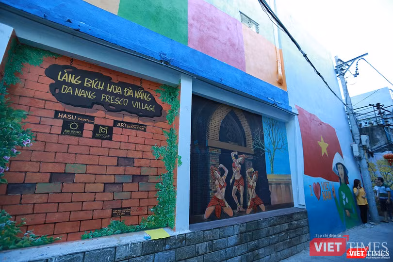 “Làng bích họa” gồm 15.000 bức vẽ, dài hơn 1km tại Đà Nẵng ảnh 2