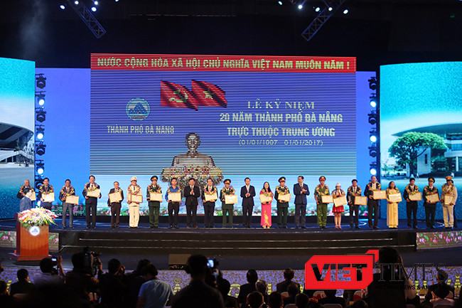 VietTimes, Cung thể thao Tiên Sơn, Thành ủy, HĐND, UBND, UBMTTQVN, Đà Nẵng, Mitting kỷ niệm, 20 năm trực thuộc Trung ương
