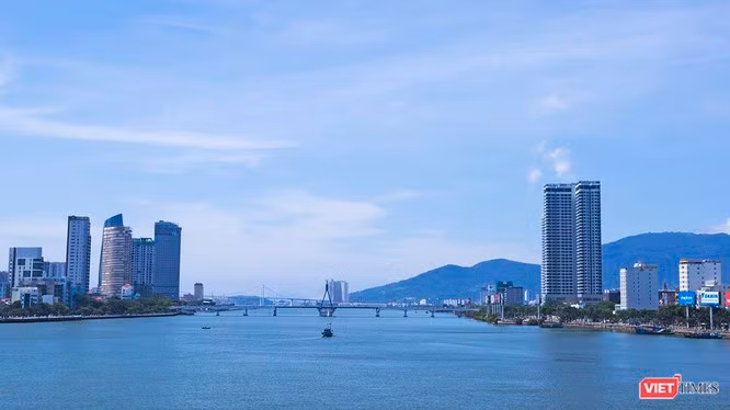 Hai bên bờ sông Hàn, TP Đà Nẵng