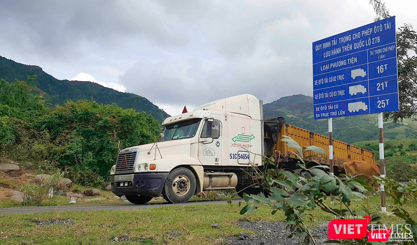 Cận cảnh những “siêu xe Bô xít” đang băm nát QL 27B ảnh 7