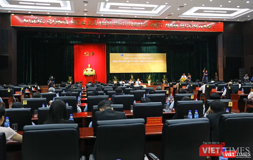 Chiều 21/11, Thành ủy Đà Nẵng đã tổ chức Hội nghị tổng kết Công tác phối hợp tổ chức Tuần lễ cấp cao APEC 2017 diễn ra từ ngày 6/11-11/11/2017 tại Đà Nẵng