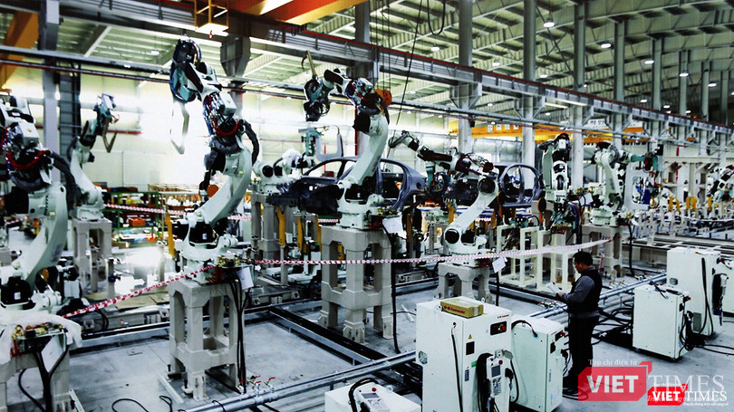 Cận cảnh thi công nhà máy sản xuất ô tô Mazda 12.000 tỷ của Thaco ảnh 9