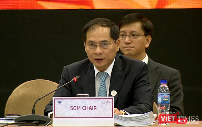 Thứ trưởng thường trực Bộ Ngoại giao Bùi Thanh Sơn, Chủ tịch SOM APEC Việt Nam chủ trì Hội nghị