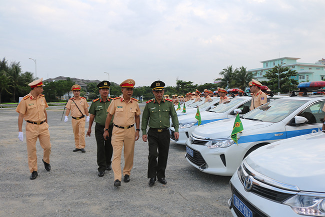 Lực lượng CSGT quyết tâm đảm bảo an toàn tuyệt đối cho Tuần lễ cấp cao APEC 2017 ảnh 12