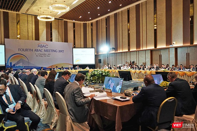 Kết thúc Kỳ họp thứ 4, Hội đồng tư vấn kinh doanh APEC sẽ tập trung 20 kiến nghị ở các nhóm vấn đề chính, trình lên lãnh đạo các nền kinh tế APEC vào ngày 10/11. 