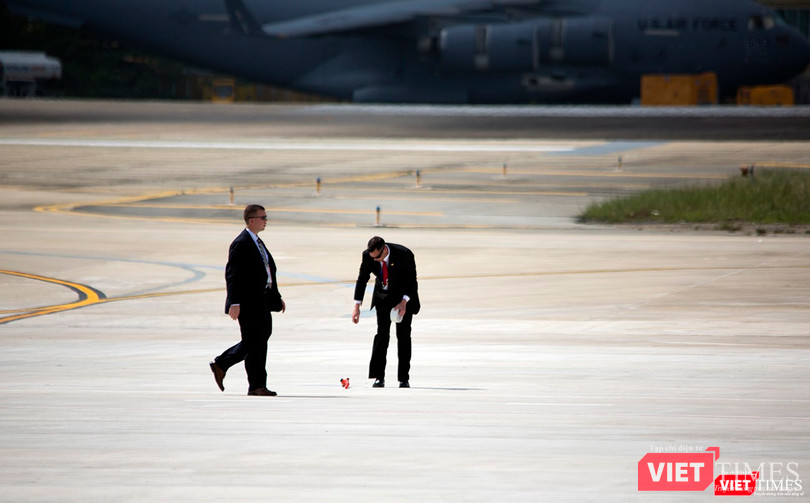 Chuyên cơ Tổng thống Mỹ hạ cánh xuống Đà Nẵng có gì khác biệt? ảnh 6