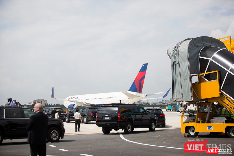 Chuyên cơ Tổng thống Mỹ hạ cánh xuống Đà Nẵng có gì khác biệt? ảnh 18