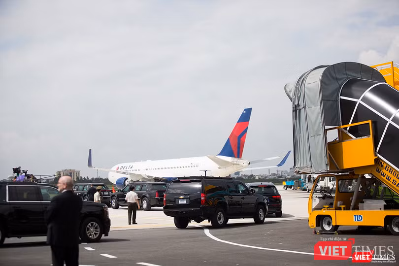 Chuyên cơ Tổng thống Mỹ hạ cánh xuống Đà Nẵng có gì khác biệt? ảnh 18