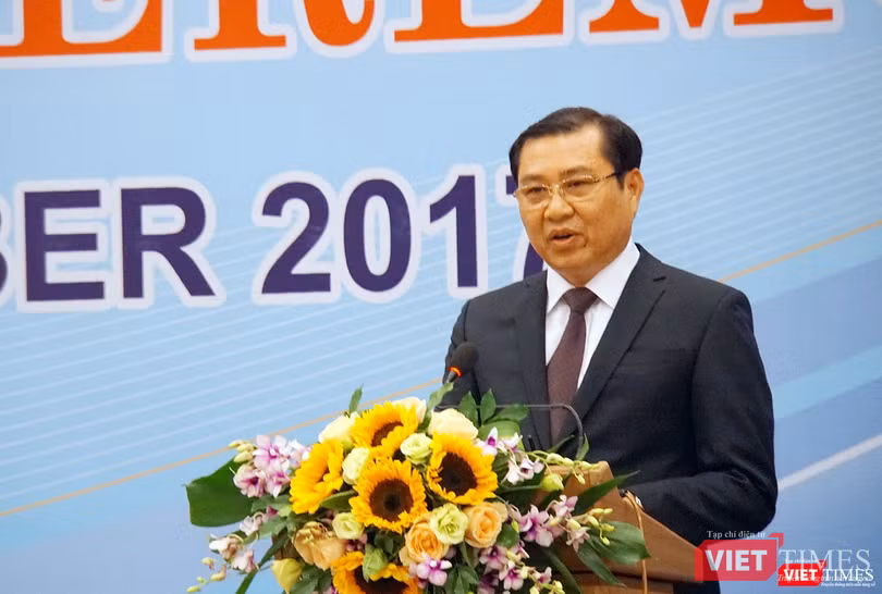 xin gửi lời cảm ơn chân thành và sâu sắc đến toàn thể các tầng lớp nhân dân, cộng đồng doanh nghiệp, cán bộ, chiến sỹ, tình nguyện viên đã chung tay góp sức, tạo dấu ấn Đà Nẵng đậm nét tại Tuần lễ Cấp cao APEC 2017