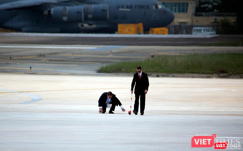 Chuyên cơ Tổng thống Mỹ hạ cánh xuống Đà Nẵng có gì khác biệt? ảnh 3
