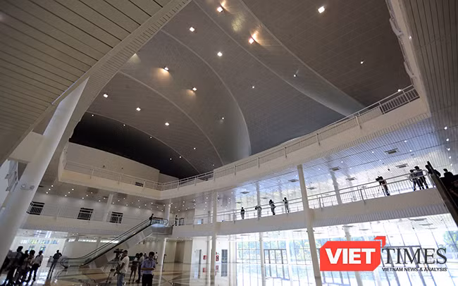 Ngắm Trung tâm báo chí Quốc tế phục vụ APEC 2017 ở Đà Nẵng ảnh 16