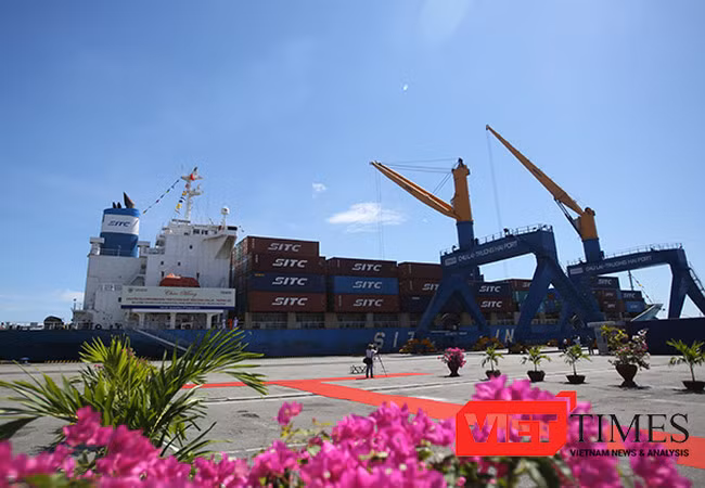  Sau gần 1 năm thi công, dự án mở rộng Cảng Chu Lai-Khu kinh tế mở Chu Lai (Quảng Nam) đã hoàn thành