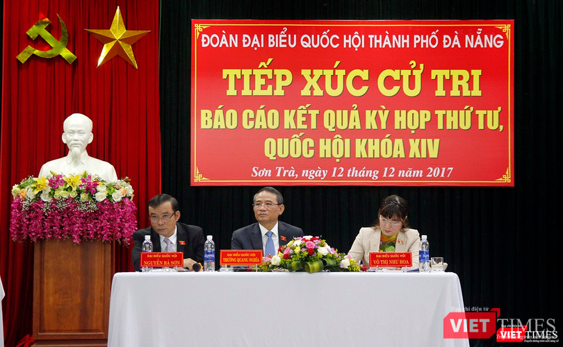 Ngày 12/12, lần đầu tiên Bí thư Thành ủy Đà Nẵng Trương Quang Nghĩa đã có buổi tiếp xúc cử tri với cử tri quận Sơn Trà (Đà Nẵng) với vai trò là đại biểu Quốc hội TP.Đà Nẵng trong khuôn khổ tiếp xúc cử tri của Đoàn đại biểu Quốc hội TP.Đà Nẵng báo cáo kết quả kỳ họp thứ 4, Quốc hội khóa 14.