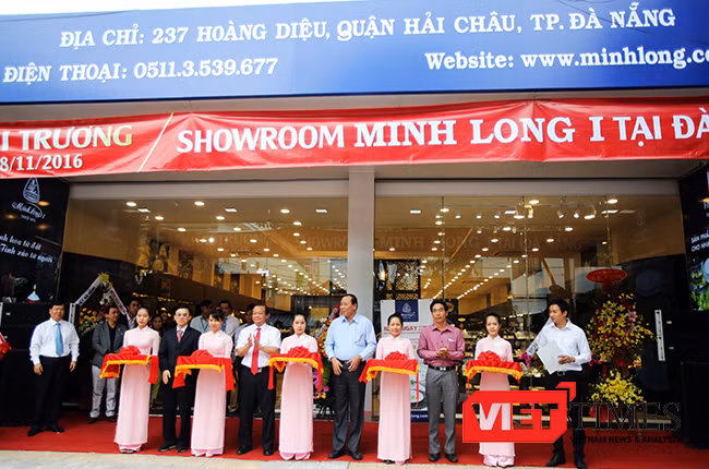 Sáng 28/11, showroom gốm sứ Minh Long I chính thức ra mắt tại địa chỉ 237 Hoàng Diệu, TP Đà Nẵng để đáp ứng nhu cầu của khách hàng.