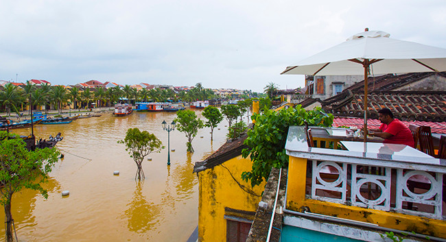 Tận hưởng ẩm thực cùng lũ Hội An