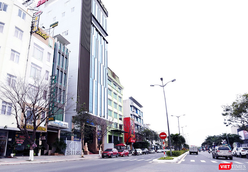Đường 2 tháng 9 (Đà Nẵng) ghi nhận sự xuất hiện ngày càng nhiều các công ty môi giới BĐS đặt văn phòng