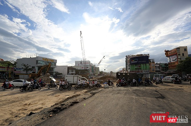 Phía Tây dự án vẫn còn nhiều hạng mục cần khẩn trương hoàn thiện