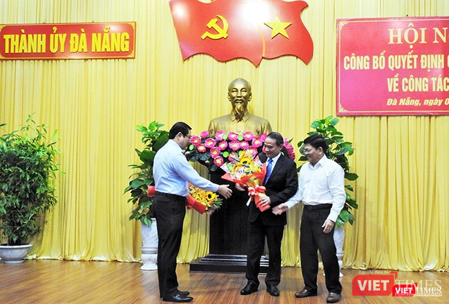 Bí thư Thành ủy Đà Nẵng Trương Quang Nghĩa tại buổi công bố quyết định