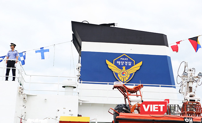Tàu của lực lượng Bảo vệ bờ biển Hàn Quốc đến Đà Nẵng ảnh 13