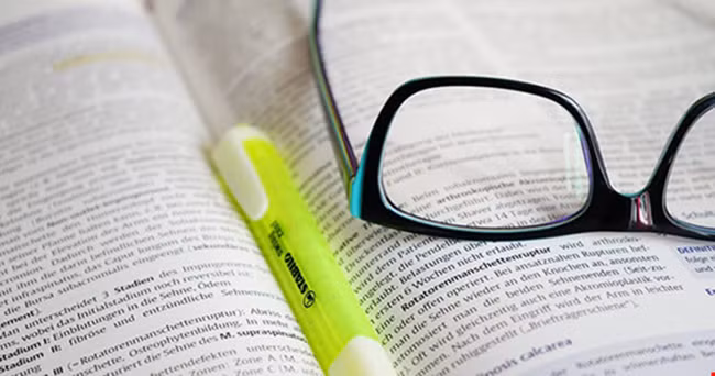 Photron Image Translator có sẵn trên kho ứng dụng của Windows 10, hỗ trợ người dùng đọc, trích xuất, dịch văn bản sang một ngôn ngữ khác