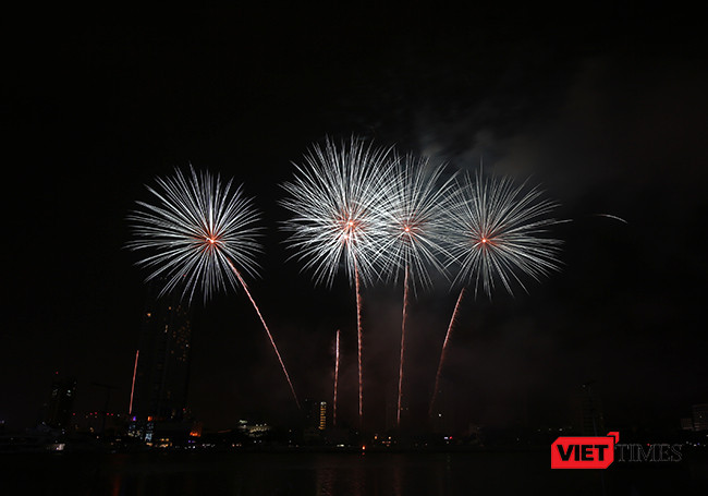 DIFF 2017: Nhật Bản-Thuỵ Sỹ, “kẻ tám lạng, người nửa cân!” ảnh 11