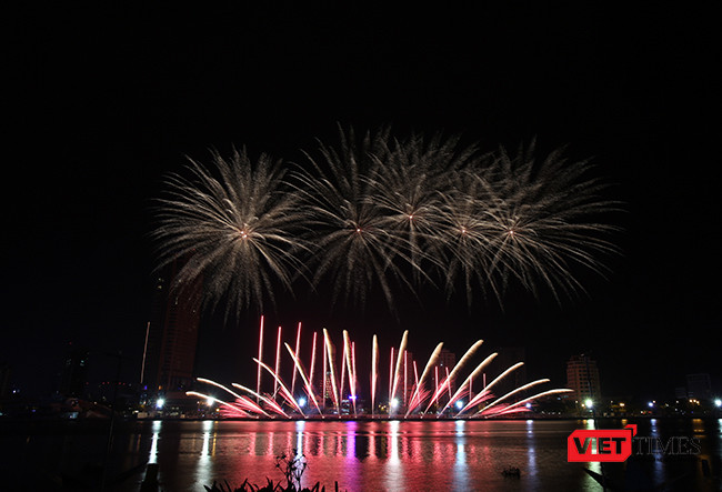 DIFF 2017: Nhật Bản-Thuỵ Sỹ, “kẻ tám lạng, người nửa cân!” ảnh 1