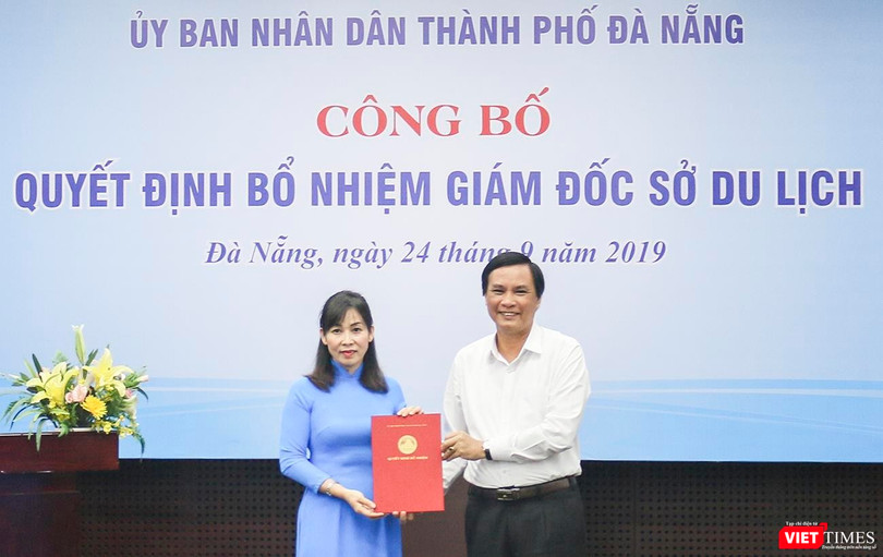 Bà Trương Thị Hồng Hạnh nhận quyết định bổ nhiệm giám đốc Sở Du lịch Đà Nẵng
