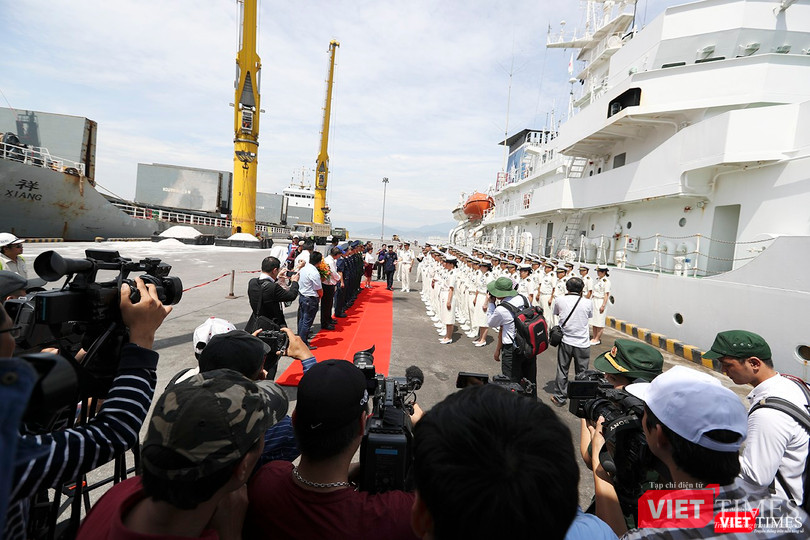 Chuyến thăm của tàu được báo giới quan tâm đưa tin