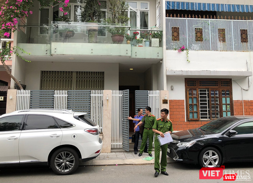 Cơ quan CSĐT, Bộ Công an (C44) khám nhà ông Văn Hữu Chiến, nguyên Chủ tịch UBND TP Đà Nẵng