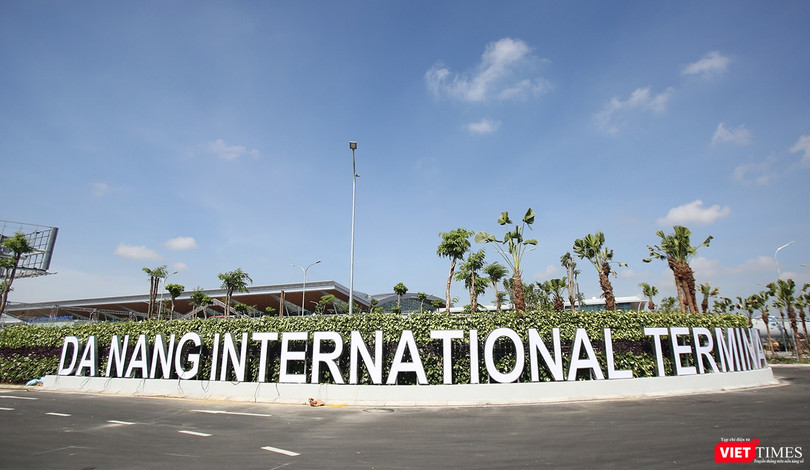 Đơn vị tư vấn kiến nghị Đà Nẵng ưu tiên đầu tư 2 tuyến ở giai đoạn đầu tiên là xe điện mặt đất trục đông tây kết nối biển Mỹ Khê với Sân bay quốc tế và xe điện mặt đất trục nam bắc dọc biển Mỹ Khê, kết nối khu resort phía đông nam thành phố.