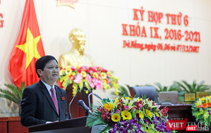 Ông Nguyễn Nho Trung, Phó chủ ticjh HĐND TP Đà Nẵng khóa IX phát biểu khai mạc Kỳ họp