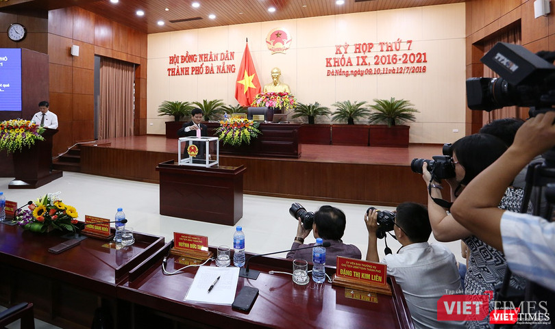 Bắt đầu là chức danh Phó Chủ tịch HĐND TP Đà Nẵng đối với ông Lê Minh Trung