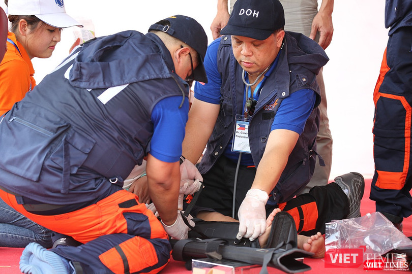 Các nước ASEAN diễn tập quốc tế ứng phó về y tế trong thảm họa ảnh 6