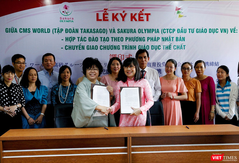 Lễ ký kết chuyển giao chương trình giáo dục tiên tiến của Nhật Bản cho Hệ thống giáo dục Sakura-Olympia (Đà Nẵng).