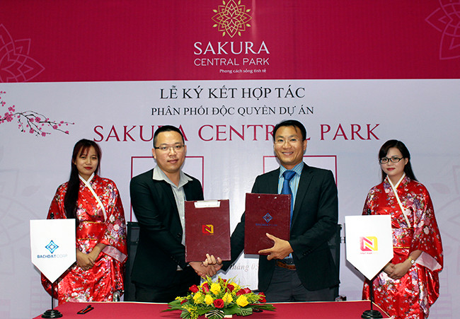 Sáng 05/05, Bách Đạt Corp đã ký thỏa thuận cho Nhất Nam Land phân phối độc quyền sản phẩm dự án Khu đô thị Sakura Central Park.