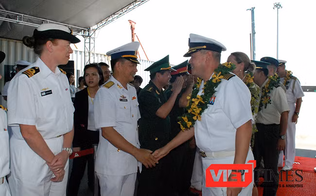 Chuyên gia quân sự, y tế, Anh Mỹ, Nhật, Đà Nẵng, chương trình đối tác Thái Bình Dương 2017, PP17, VietTimes, USNS Fall River, Hải quân