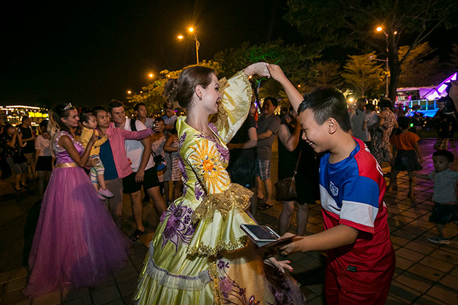 Mỗi điểm dừng là mỗi dấu ấn