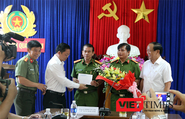 Quảng Nam, phá rừng, pơ mu, biên giới, Việt-Lào, công an, điều tra, đầu thú, VietTimes