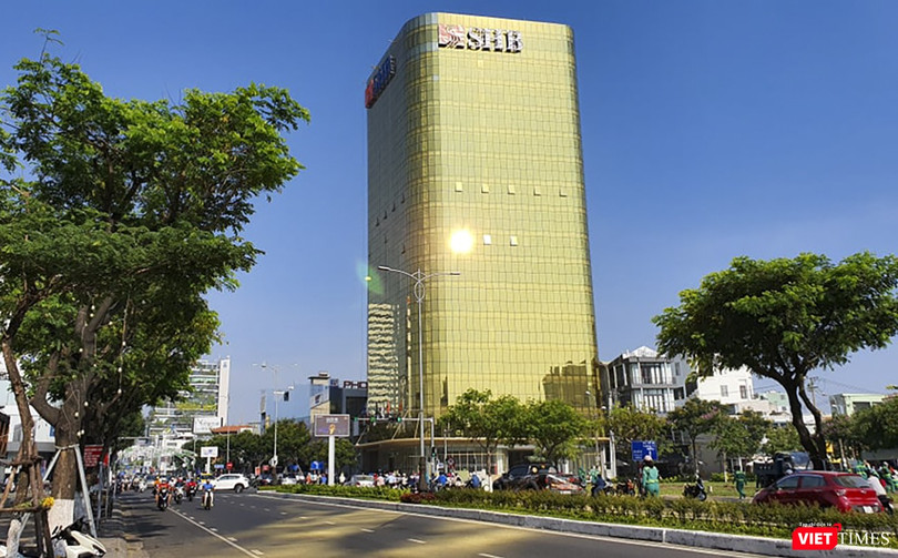 Tòa nhà Ngân hàng SHB trên đường Nguyễn Văn Linh, Đà Nẵng