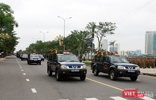 Hơn 2.000 cảnh sát diễn tập chống khủng bố bảo vệ APEC tại Đà Nẵng ảnh 3