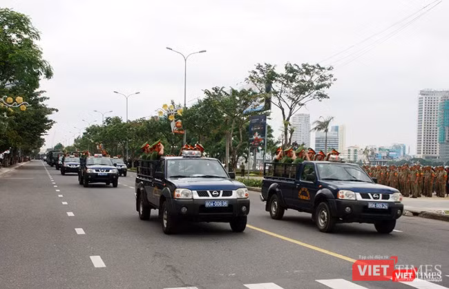 Hơn 2.000 cảnh sát diễn tập chống khủng bố bảo vệ APEC tại Đà Nẵng ảnh 3