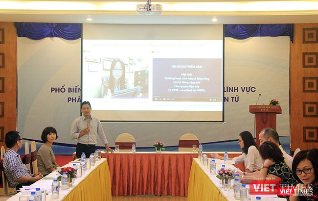 Hội thảo Phổ biến văn bản quy phạm pháp luật trong lĩnh vực thông tin điện tử do Cục Phát thanh truyền hình và thông tin điện tử (Cục PTTH&TTĐT), Bộ TT & TT tổ chức tại Đà Nẵng trong ngày 26/10.