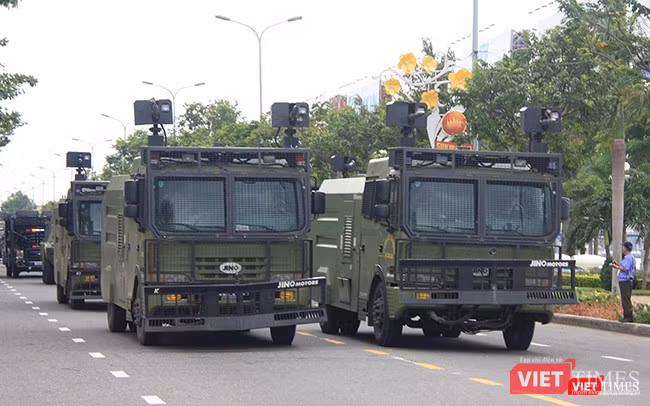 Hơn 2.000 cảnh sát diễn tập chống khủng bố bảo vệ APEC tại Đà Nẵng ảnh 7