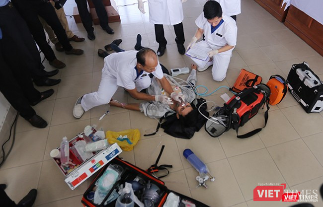 Sử dụng thiết bị y tế chuyên dụng