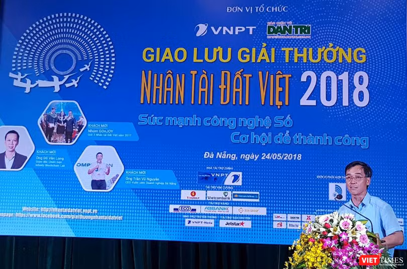 ông Đỗ Vũ Anh, Thành viên Hội đồng Thành viên Tập đoàn VNPT phát biểu tại buổi giao lưu và phát động Giải thưởng Nhân tài Đất Việt 2018