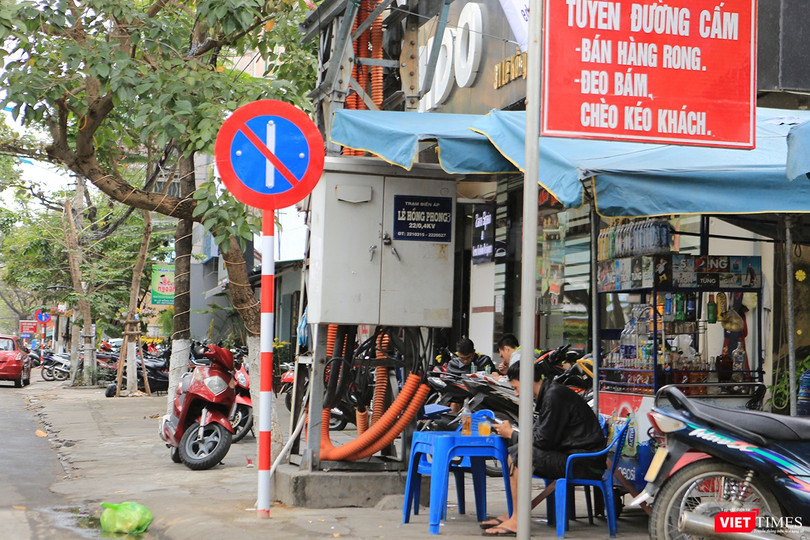 UBND TP Đà Nẵng vừa có văn bản thống nhất với đề xuất của Sở GTVT cho phép cắm biển cấm đỗ xe theo ngày chẵn lẻ tại 10 tuyến đường mới trên địa bàn.