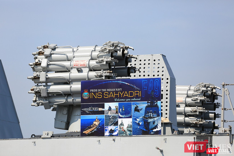 Cận cảnh chiến hạm INS Sahyadri (F-49) của Hải quân Ấn Độ tại Đà Nẵng ảnh 6