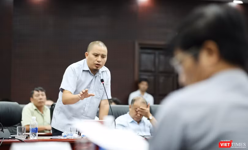 Ông Nguyễn Văn Hùng, Hội lữ hành TP Đà Nẵng cho rằng, mặc dù Đà Nẵng đón khách nhiều, nhưng đang đối mặt với tình trạng thất thu thuế do không kiểm soát chặt tour "0 đồng"